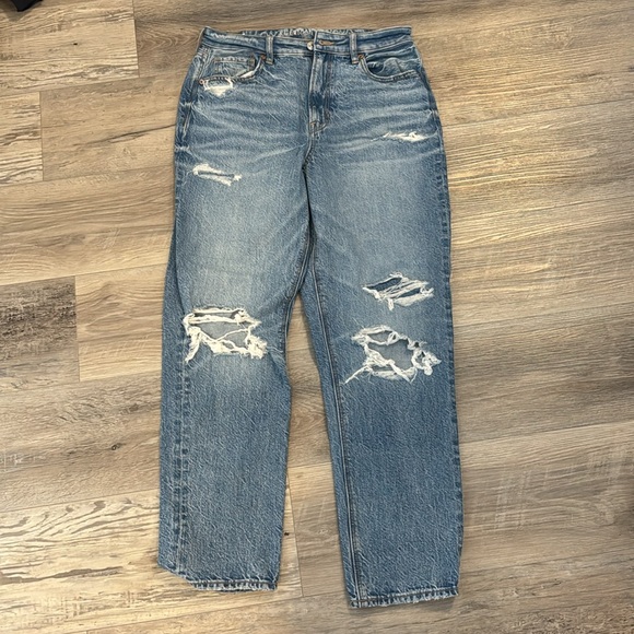 American Eagle Ripped Mom Jeans - Picture 2 of 8